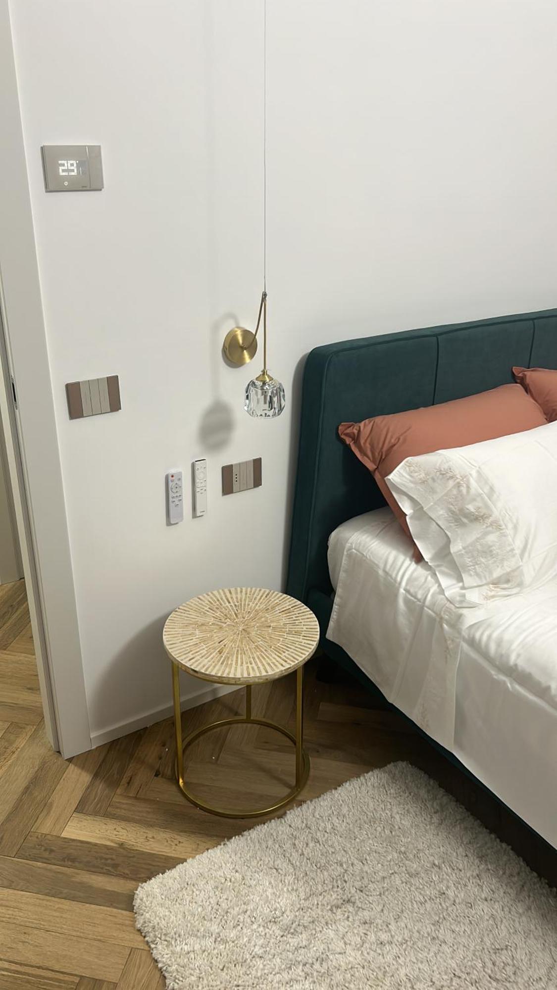 Eco Chic Apartment มอนซา ภายนอก รูปภาพ